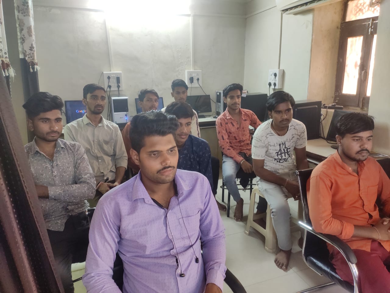 फसल बीमा पाठशाला का एक दिवसीय आयोजन भानपुरा आईसेक्ट सीएससी पर संपन्न हुआ